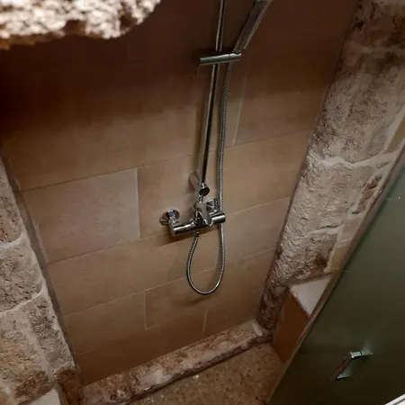 Domus Cesare: Historic Stone Residence with In-Room Shower and Outdoor Relaxation Carovigno Exterior photo