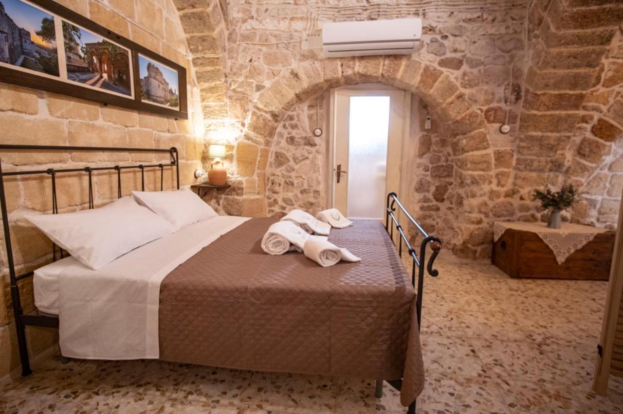 Domus Cesare: Historic Stone With In-room Shower And Outdoor Relaxation *