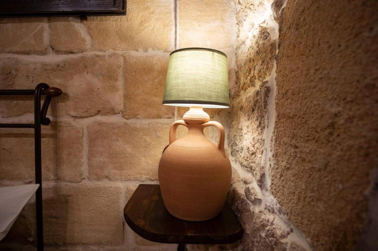Holiday home Domus Cesare: Historic Stone With In-room Shower And Outdoor Relaxation *