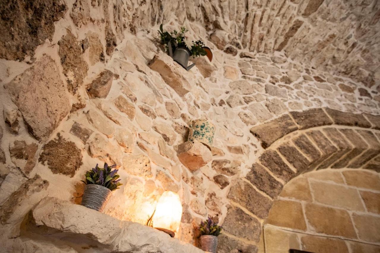 Holiday home Domus Cesare: Historic Stone With In-room Shower And Outdoor Relaxation Carovigno