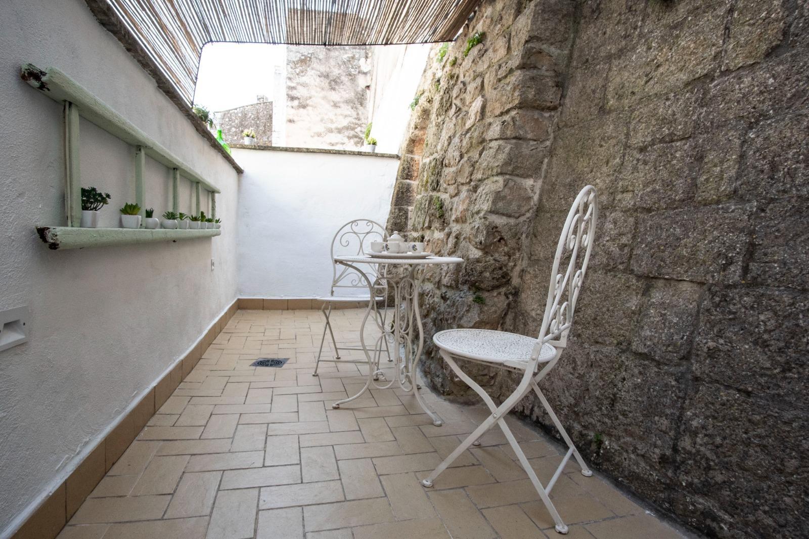 Domus Cesare: Historic Stone With In-room Shower And Outdoor Relaxation Holiday home Carovigno