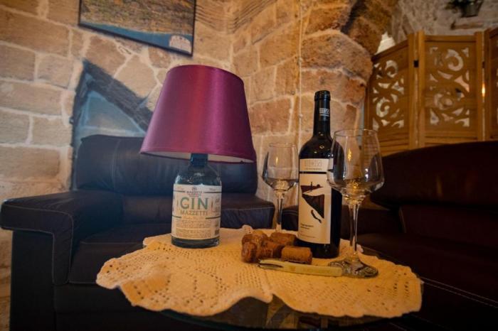 Holiday home Domus Cesare: Historic Stone With In-room Shower And Outdoor Relaxation Carovigno