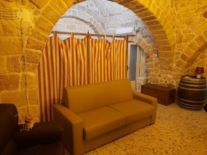 Domus Cesare: Historic Stone With In-room Shower And Outdoor Relaxation Holiday home *